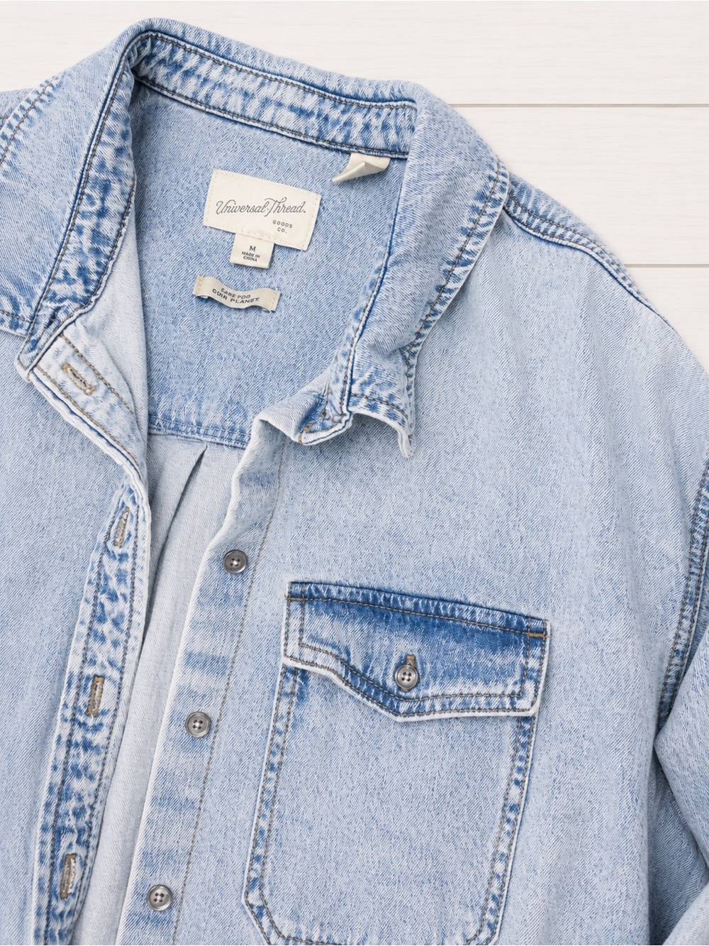Universal Thread Light Wash Denim Jean Jacket - Picture 2 of 4